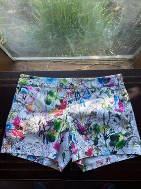 Express Women's Floral Watercolor Print Shorts - White Multicolor